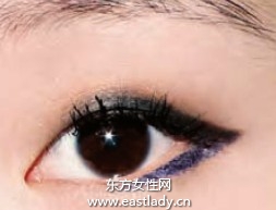 彩色眼线笔画出美美大眼妆