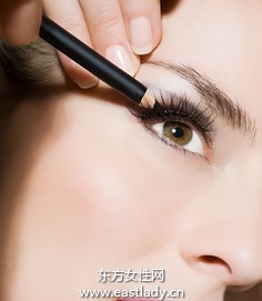 打造魅力眼线的六大窍门