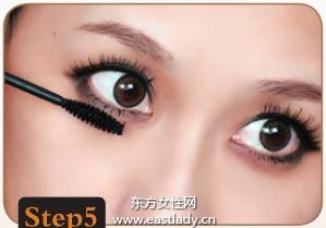 极致简约欧美风妆容 简单不失女人味