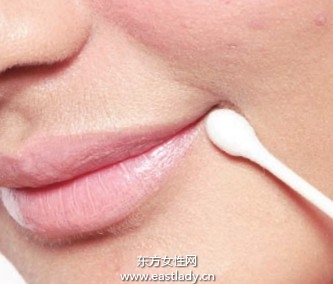 唇妆前护理唇膏更好着色