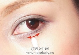 眼影基本画法提升面部立体感