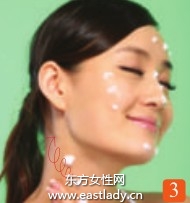 完美卸妆步骤打造白嫩肌肤