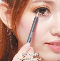 半包围式妆容画法成就少女纯真浪漫