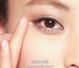 脸颊皮肤粗糙的遮瑕方法