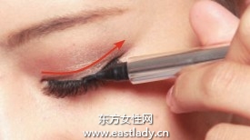 透明无梗型假睫毛的贴法图解