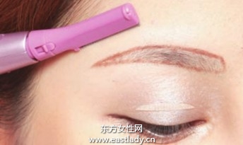 基础修剪眉毛技巧