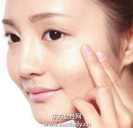 底妆的正确选用---颜色、妆效是否出现错误