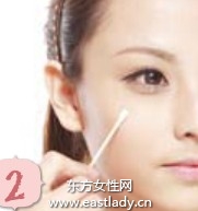 用遮瑕品遮瑕痘痘的化妆技巧