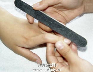 美甲的基本步骤以及注意事项