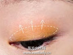 冬季眼影配色让寒冷冬季增加一丝暖意