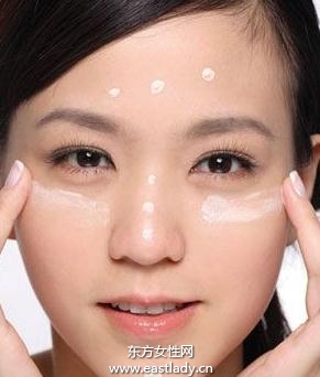 如何正确使用六色饰底乳