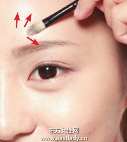 棒状遮瑕品遮盖痘痘、痘印