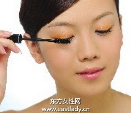 化妆教程之超卷翘上睫毛化妆法