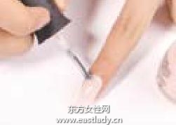 美甲教程之打造七彩奢华镶钻美甲