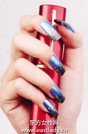 美甲教程之打造深色诱惑聚会美甲