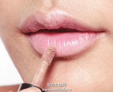 唇妆前护理唇膏更好着色