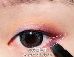 冬季眼影配色让寒冷冬季增加一丝暖意