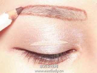 基础修剪眉毛技巧