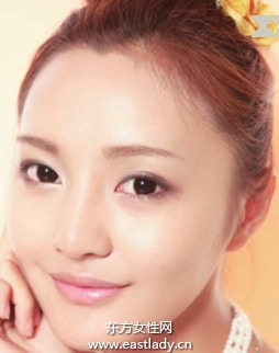 多色眼影盒快速制造立体眼妆