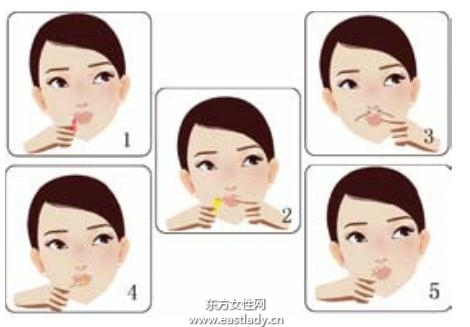 化妆技巧之厚嘴唇化出清新淡雅效果