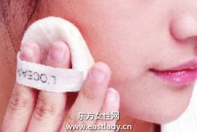 底妆画法打造透明自然亚光肌肤