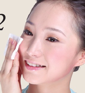 眼部卸妆六步走 清洁无烦恼