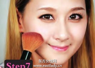 化妆教程之打造波西米亚风风格妆容