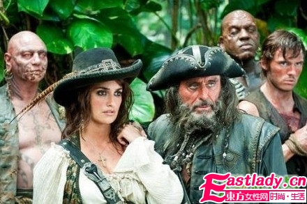 《加勒比海盗4》魅惑妆容野性十足