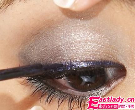 眼妆教程之内双怎么画眼妆