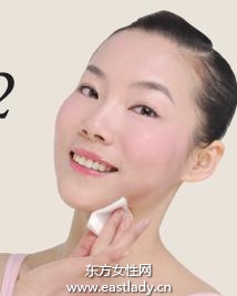 化妆水的正确使用方法