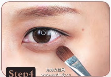 打造精致女人味职业妆容