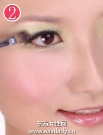可爱芭比眼妆的画法 可爱又时尚
