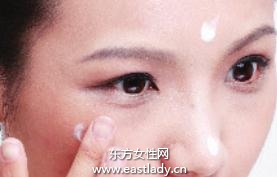 化妆教程之塑造立体感脸型