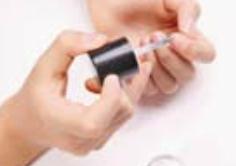 美甲七步骤修剪出完美指甲轮廓