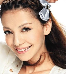 三步骤打造完美底妆效果