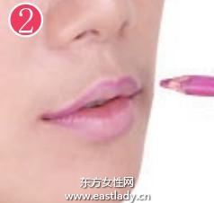 嘴角下垂的唇妆修饰秘籍