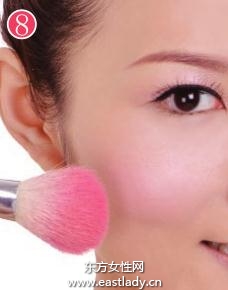 清纯学生妆让青春的气息瞬间展现出来