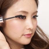 洋娃娃大眼妆7步轻松画出