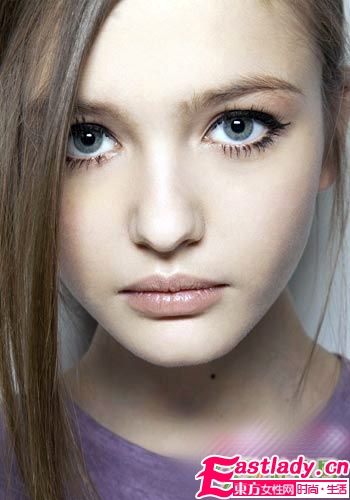 2011秋冬时装周上满 眼 秋色