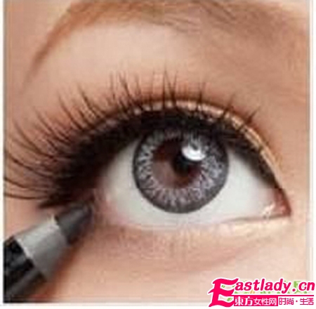 日系扮萌眼妆怎么画