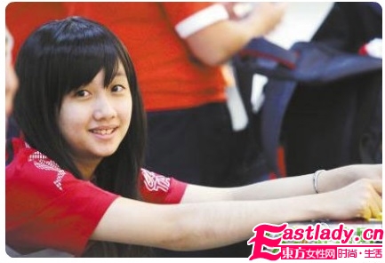 学 最美证件妹 画个心机裸妆