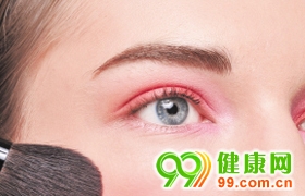 靓丽一夏 打造精巧蜜桃妆