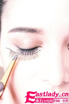单眼皮的美妆小工具用法教学(图)