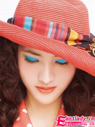 彩色眼影眼线大碰撞