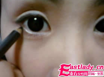 网友晒约会无暇甜美妆容步骤图