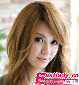 2011女生瘦脸的发型（图）