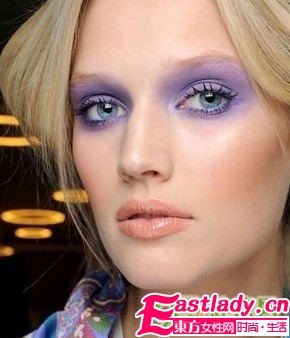 2011年夏季流行的烟熏眼妆