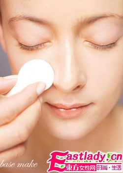 打造清纯妆容 裸妆技巧大放送