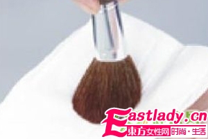 人气女王教你打造魅力裸妆术