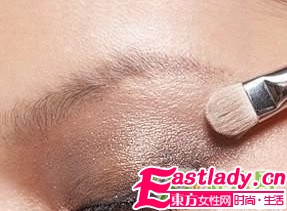 打造亚洲女人的完美烟熏妆